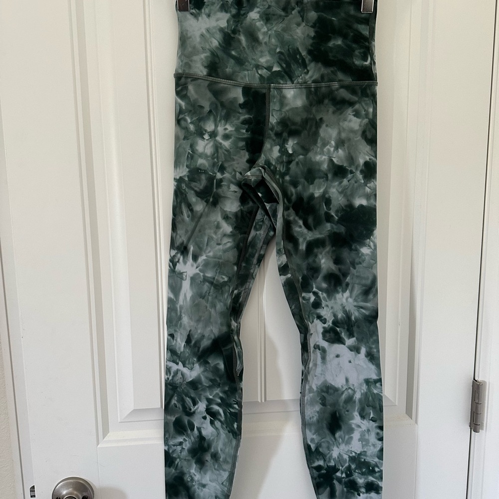 Lululemon Athletica Green and White Leggings